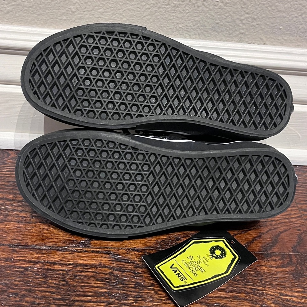 NWT Nightmare Before Christmas Jack Skellington Vans Slip On Womens Size 7 - Picture 6 of 8